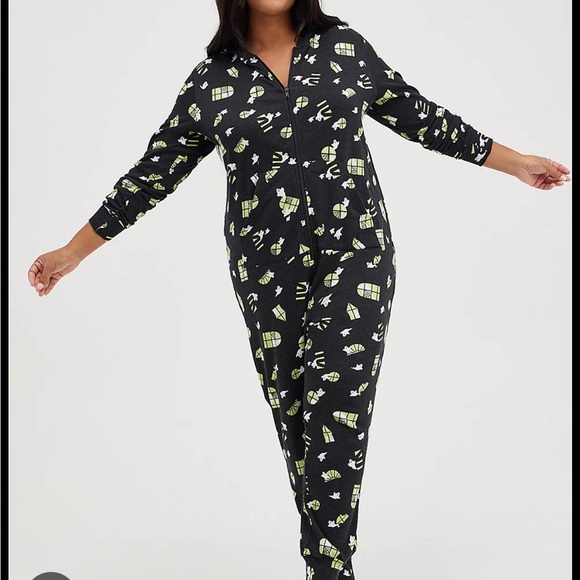 Torrid 1X 2X Halloween Glow in the Dark Ghost Fleece Soft Onesie Pajamas NWT - Picture 1 of 9